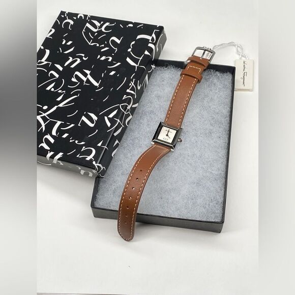 Ferragamo Square Brown Leather Strap Watch 19mm - Picture 5 of 15